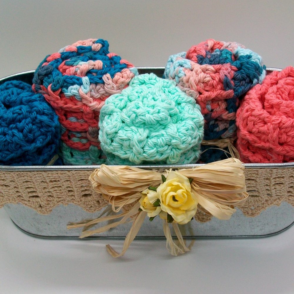 Handmade Crochet Reusable Cotton Wash Dish Cloths Metal Bucket Storage Set of 5
